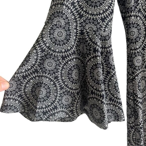 Tommy Hilfiger Navy Blue Sheath Shift Dress Women’s 10 Medium 3/4 Bell Sleeves - Picture 3 of 5